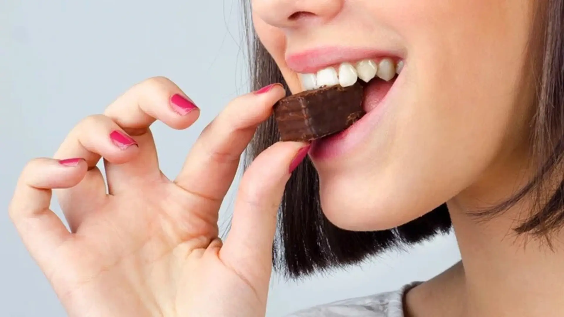 برای کاهش وزن چه مقدار شکلات تلخ باید بخوریم؟